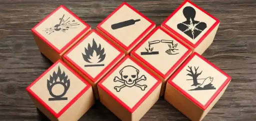 Sensibilisation aux risques chimiques et FDS